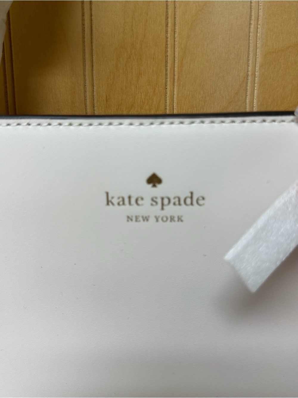NWT Kate Spade New York White Leather Tote Bag with Orange Charm - Picture 3 of 7